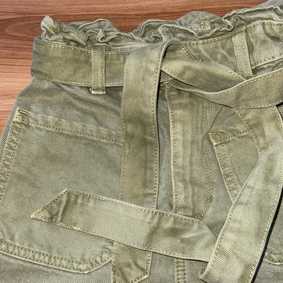 Zara Green Khaki Shorts - Picture 4 of 9